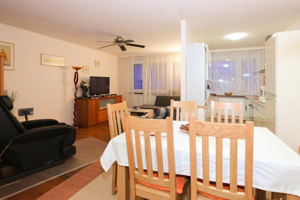 Mariahilf - 4rooms4you Apartment *